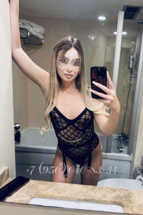 Проститутка Лина Blonde, Питера у метро Чёрная речка